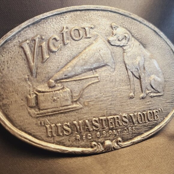 Victor ~ “His Master’s Voice” ~ “Voicemail” ~ Solid Belt Buckle - Picture 1 of 6
